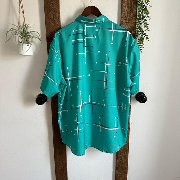 Teal Geometric Men's Button Down Short Sleeve Beach Summer Shirt - Picture 4 of 11